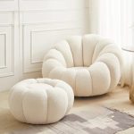 Fauteuil Pivotant Cozy avec Pouf en Laine Bouclée Blanc Cassé / Taupe